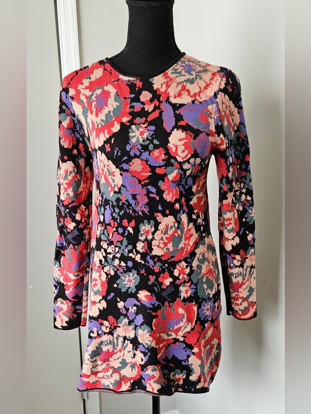 Zara Black Floral Knit Long Sleeve Dress Size M